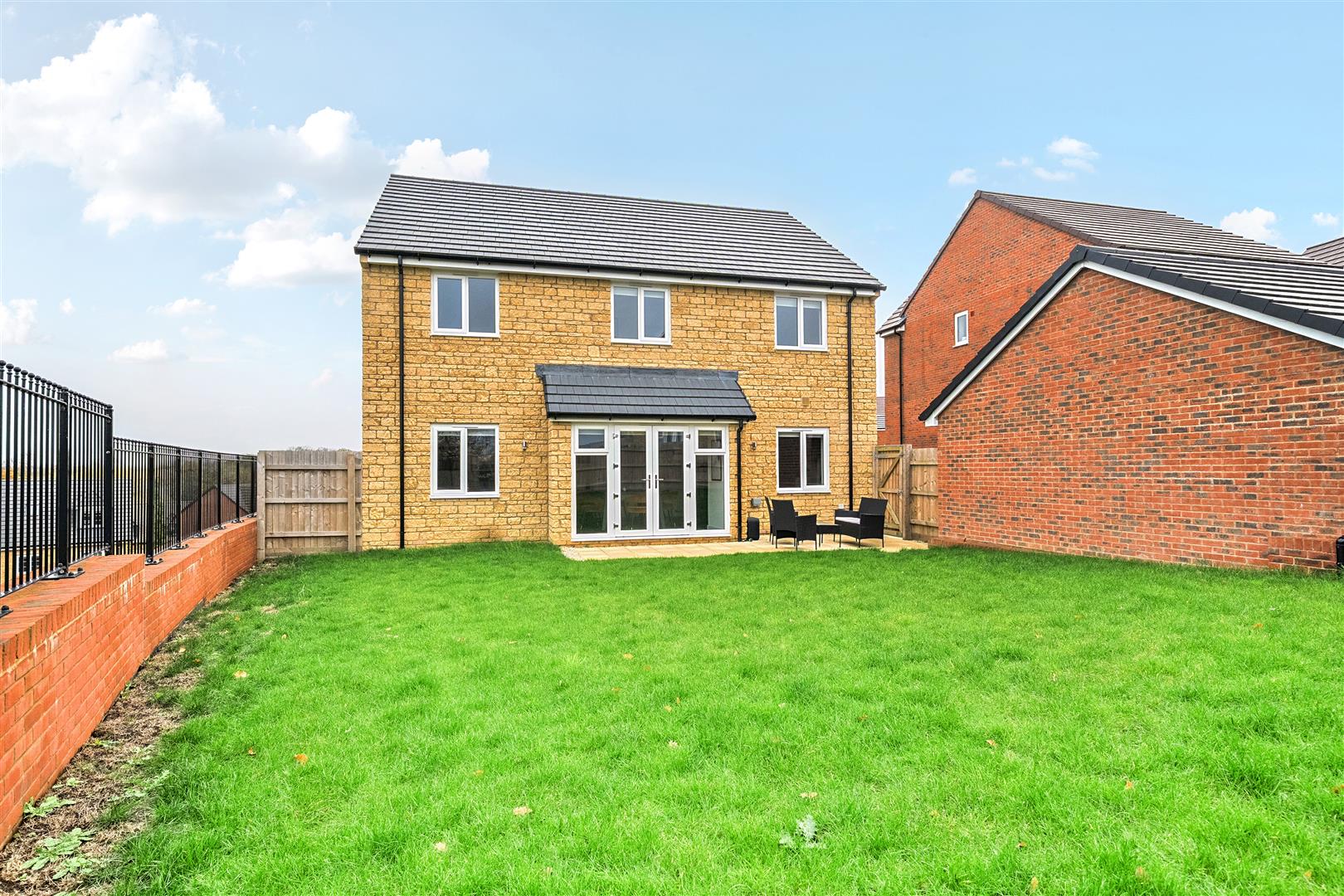 Hunters Field, Chippenham